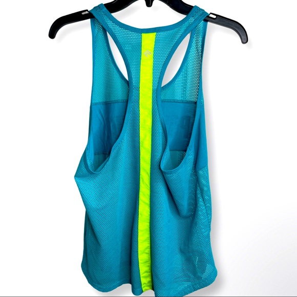 Women’s Beachbody Autumn Calabrese POWERFUL Mesh Tank - Picture 2 of 4